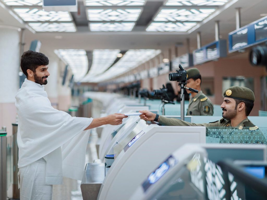 تأشيرة زيارة السعودية