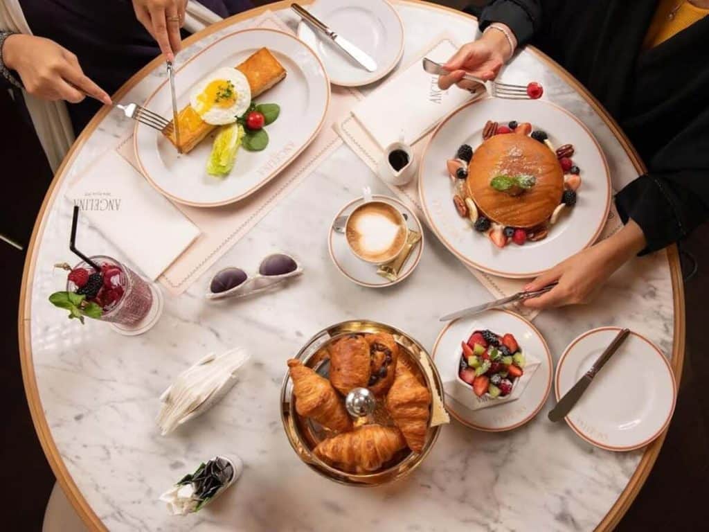 مطاعم برنش في الرياض